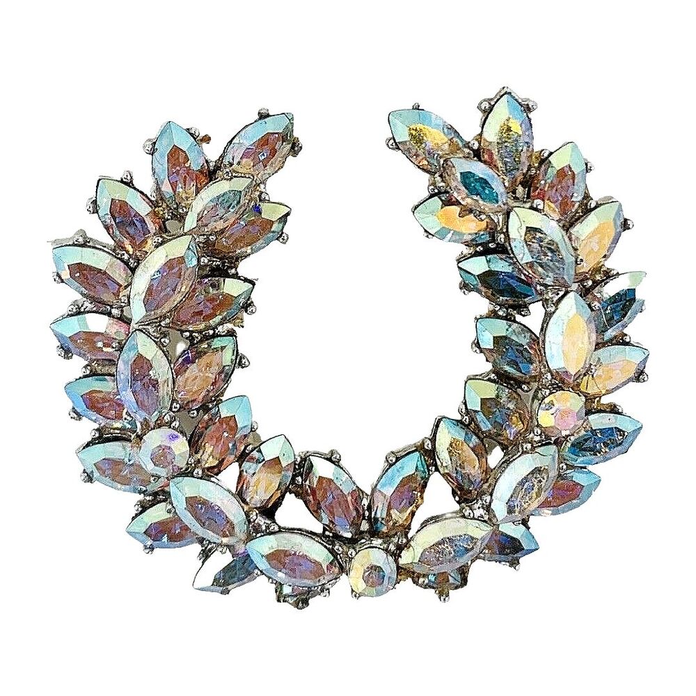 VTG Aurora Borealis Laurel Wreath Brooch 2.5" Silver Tone Sparkle
